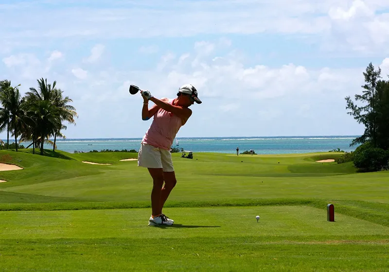 golf-ocean-800px Experiences