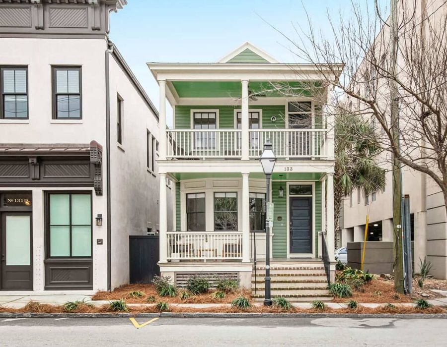 Close to King Street 4 Bedroom Vacation Rental