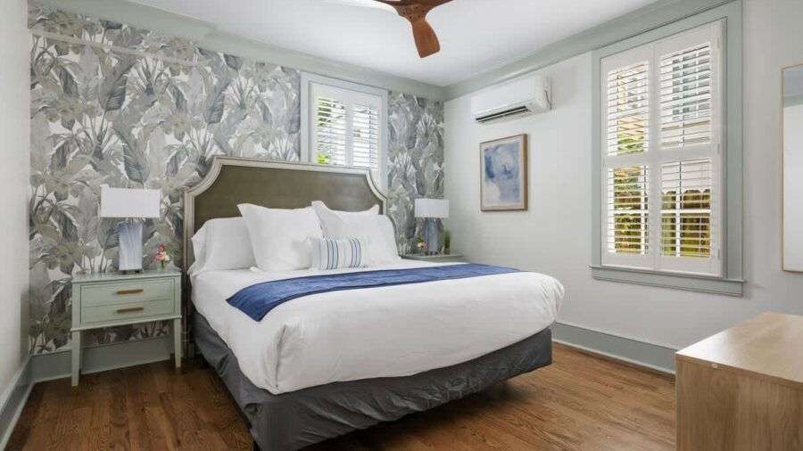 Luxury Charleston Rental at 154 Spring Street | Group Stays | Yourpad