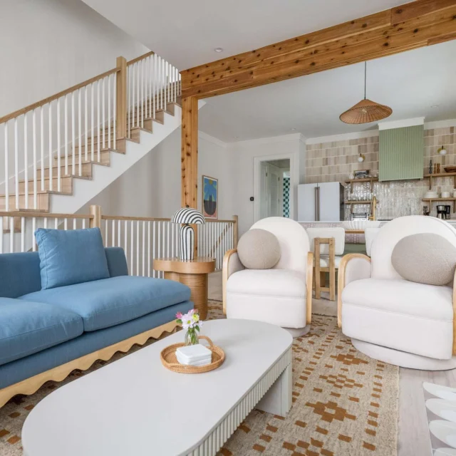 We wanted to highlight one of our newest and most  exclusive @charleecharleston 🛏️

Eight luxury 4-bedroom homes in Charleston’s Cannonborough‑Elliotborough neighborhood. 

Featuring custom interiors, private rooftop or porch access, and personalized concierge services. Your Charleston stay just got a little better 😉