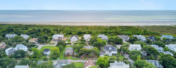 Rare Sullivan's Island Home, Block to Beach! Main Image